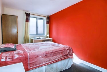 2 bed flat, Gilwell Street,, City Centre, Plymouth, PL48BU - Image 1